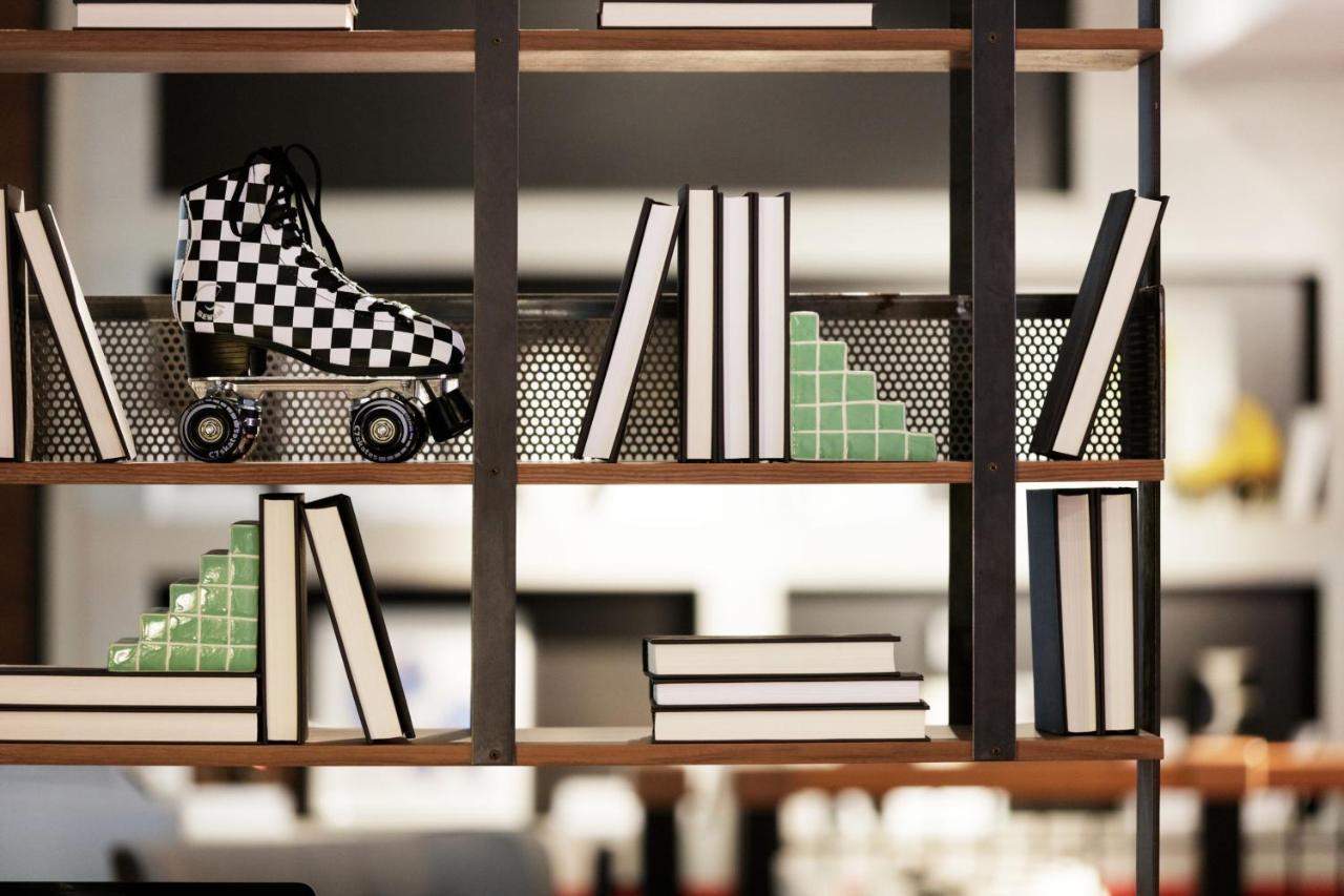 Moxy Richmond Downtown Hotel Luaran gambar