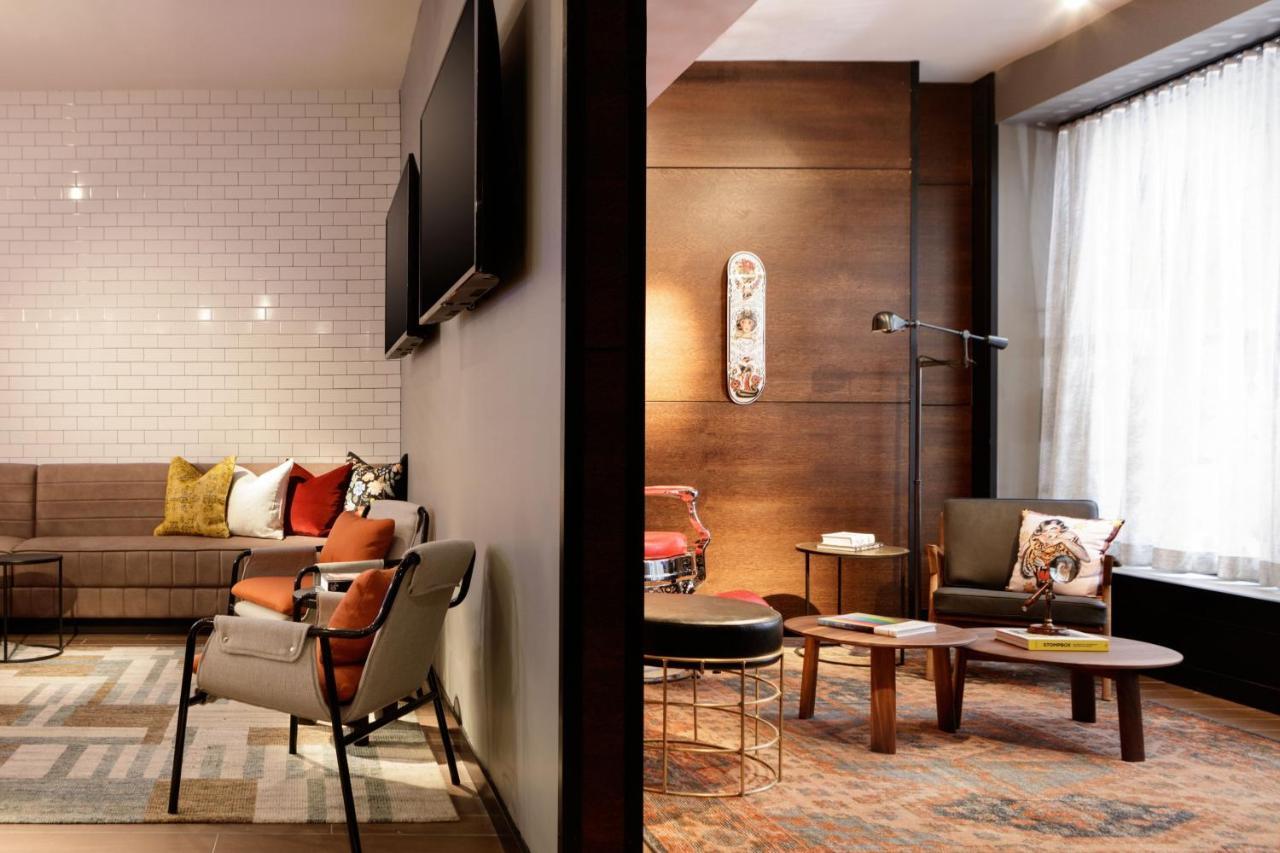 Moxy Richmond Downtown Hotel Luaran gambar